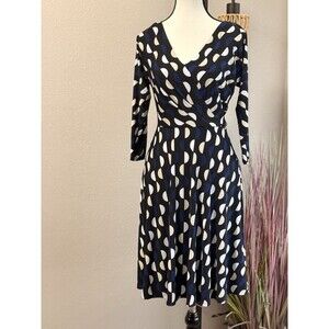 White House Black Market Faux Wrap Dress Black Geometric Print Size 0 EUC